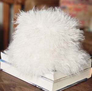 Tyler Lambert Fluffy White Fur Bucket Hat